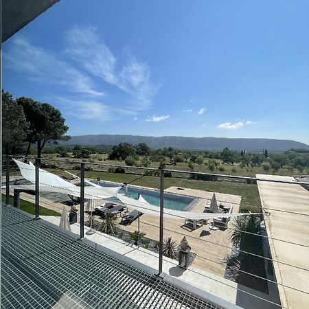 Les Pins Du Luberon Bed and Breakfast Coustellet Εξωτερικό φωτογραφία